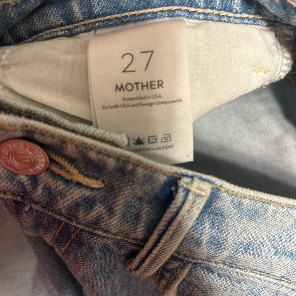 MOTHER Light Wash High-Rise Flare Jeans - Picture 5 of 6